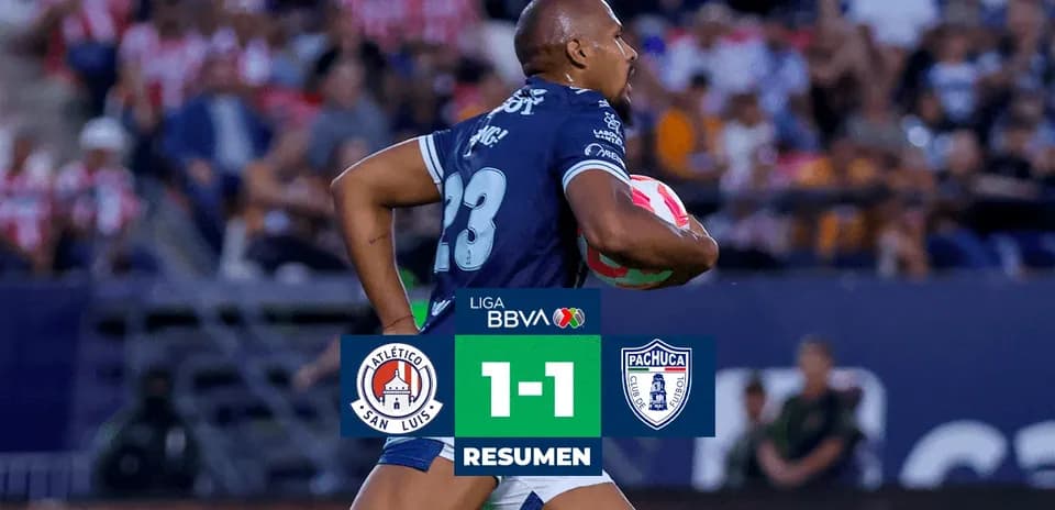 Jugador de Atlético San Luis en partido contra Pachuca