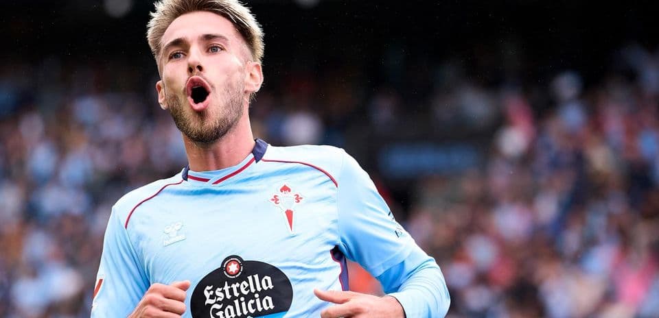 Jugador celebrando un gol del Celta de Vigo