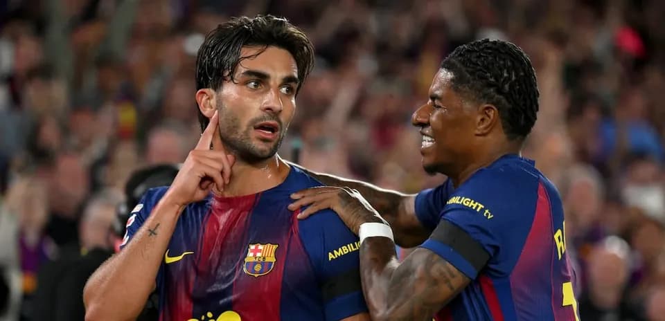Jugadores del Barcelona celebrando un gol en el partido