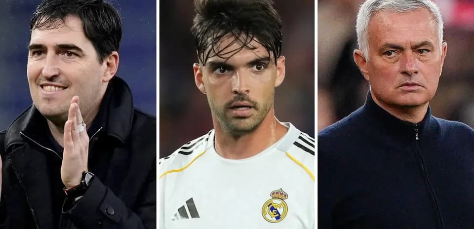 Tres entrenadores de fútbol en retratos individuales