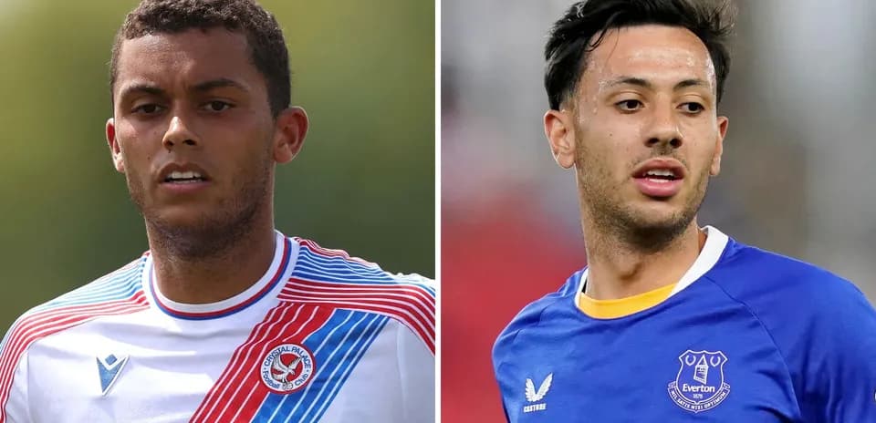 Jugadores de fútbol en uniformes de equipos diferentes