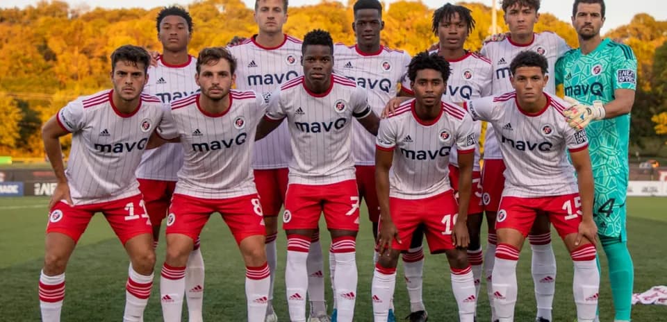 Equipo de North Texas posando para la foto