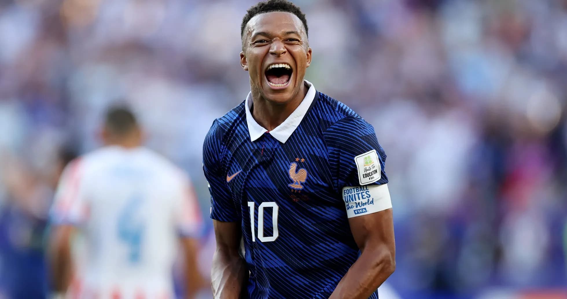 Jugador de Francia celebrando un gol durante el partido