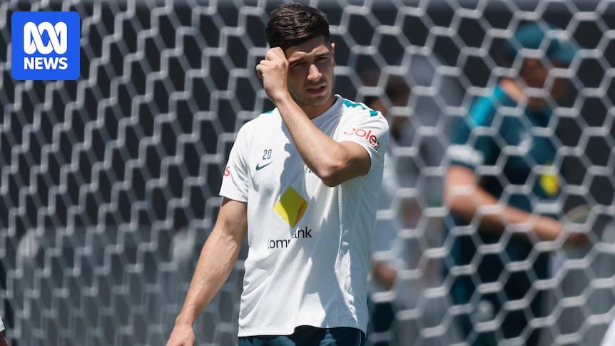 Jugador tocándose la cabeza durante el entrenamiento