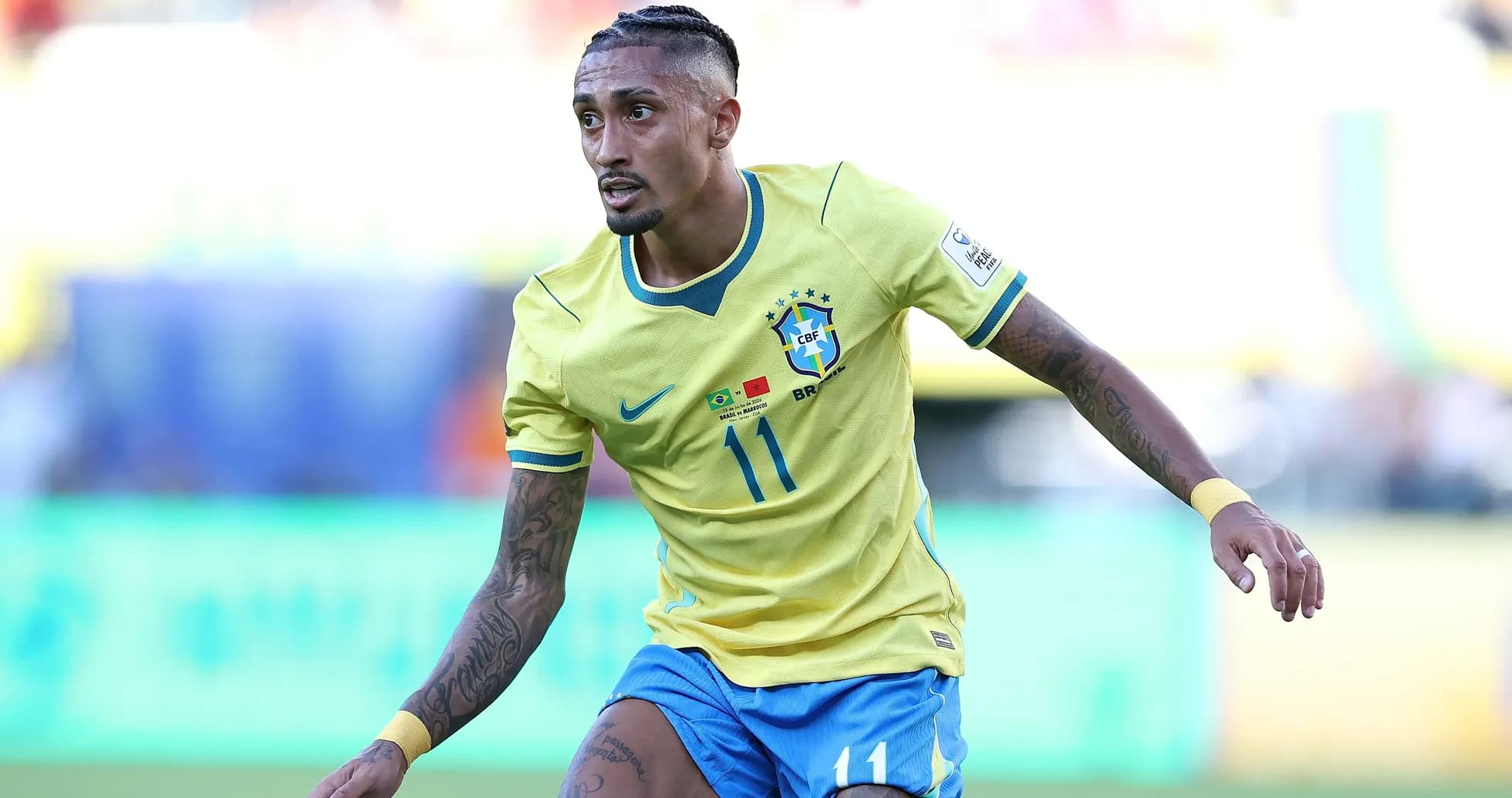 Jugador de Brasil corriendo durante un partido