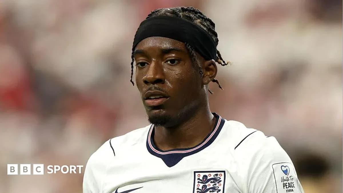 Jugador de Inglaterra en el campo durante un partido