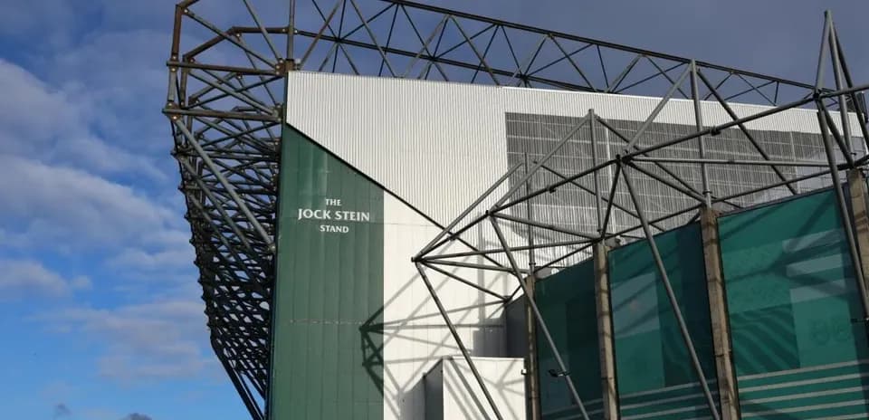 Vista del Jock Stein Stand en el estadio