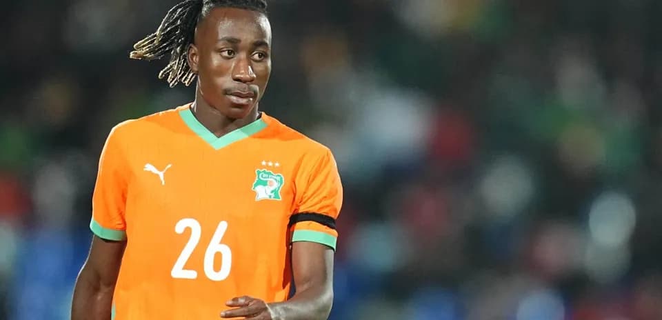 Jugador de Costa de Marfil en acción