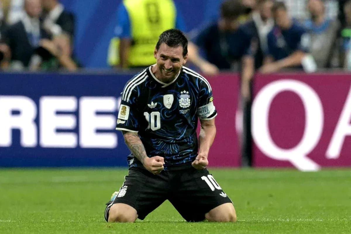 Jugador de Argentina celebrando en el campo de juego