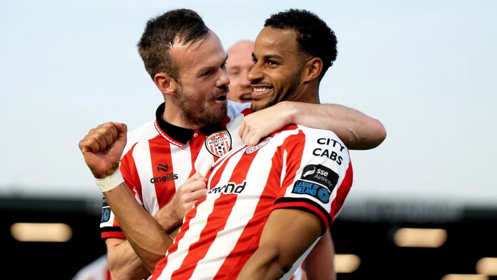 Jugadores de Derry City celebrando un gol