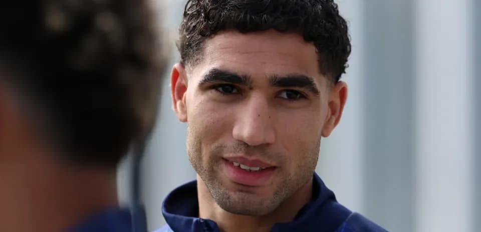 Jugador sonriendo durante una sesión de entrenamiento