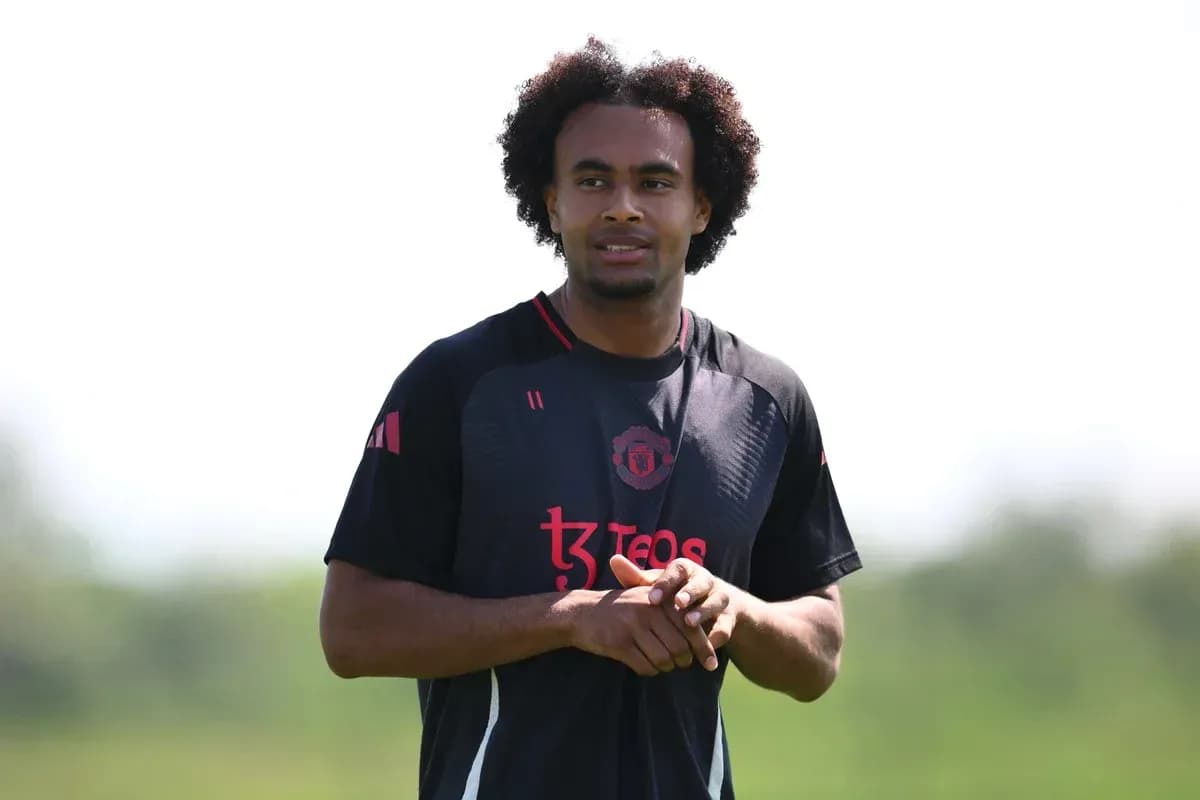 Jugador de Manchester United en entrenamiento al aire libre