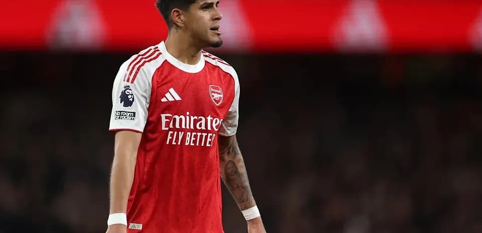 Jugador de Arsenal en el campo durante partido
