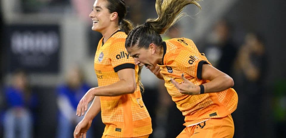 Jugadoras del Houston Dash celebrando un gol