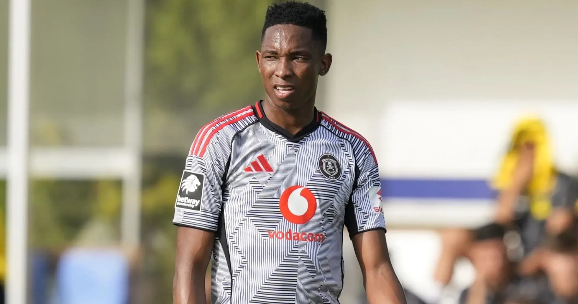 Jugador de Orlando Pirates en el campo de juego