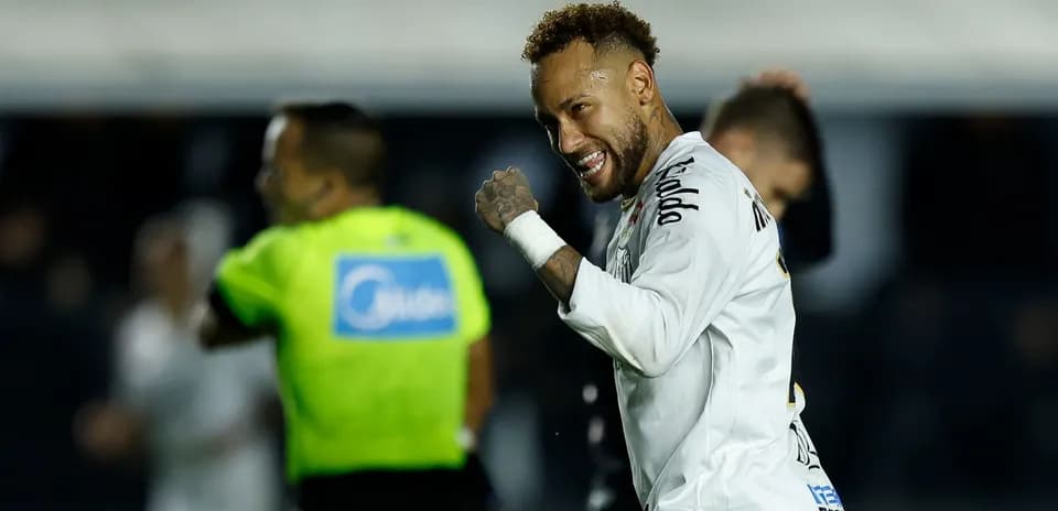 Neymar celebrando un gol en el partido