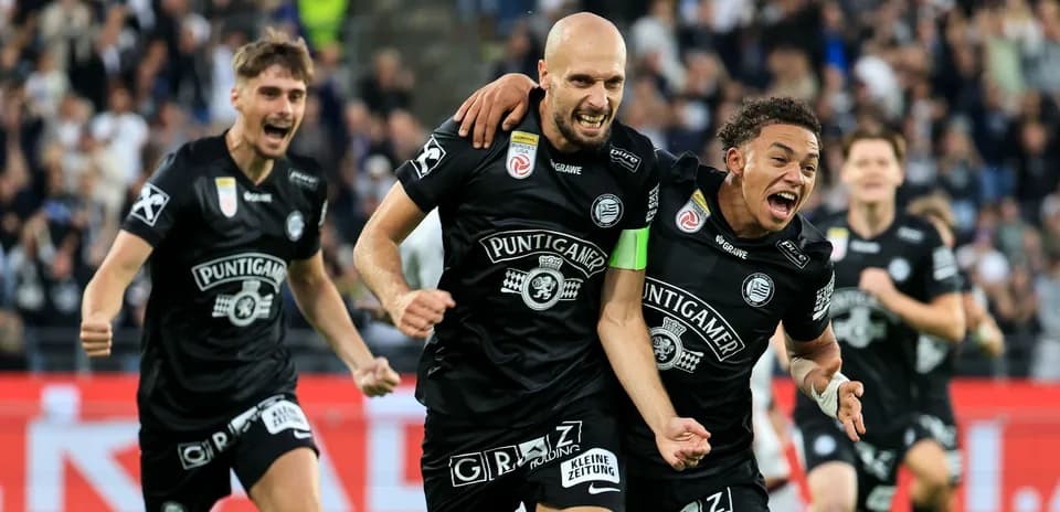 Jugadores de Sturm Graz celebrando un gol