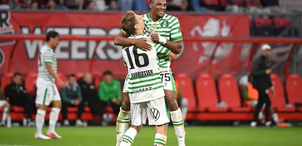Jugadores de Ferencvárosi TC celebrando un gol
