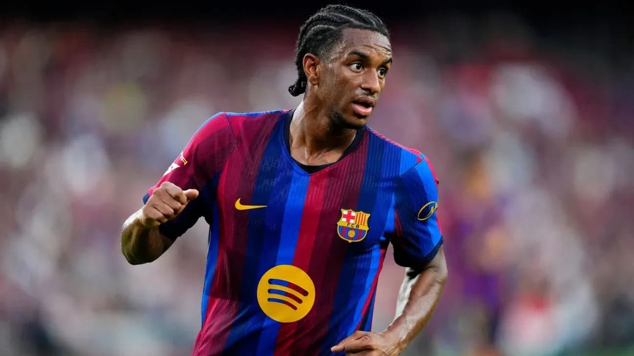 Jugador de Barcelona corriendo durante el partido