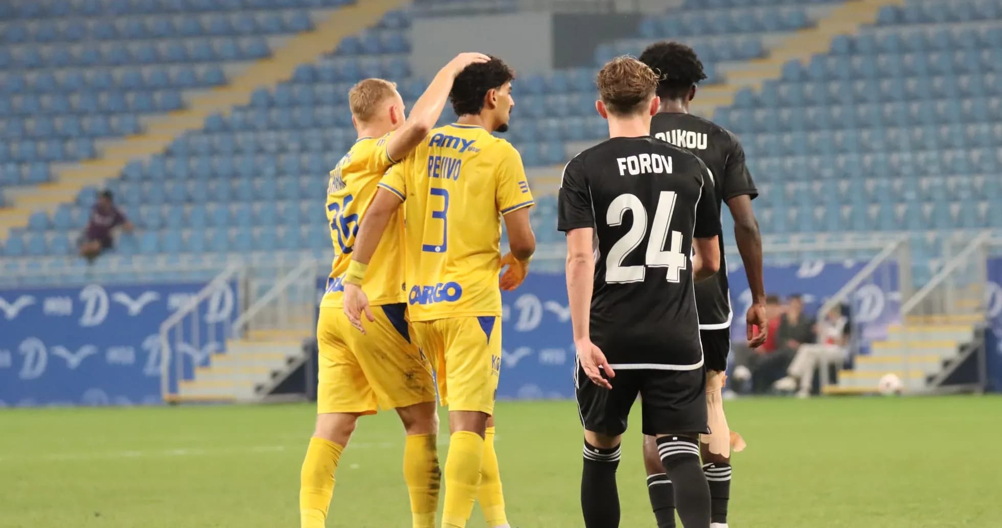 Jugadores de Maccabi Tel Aviv celebrando un gol