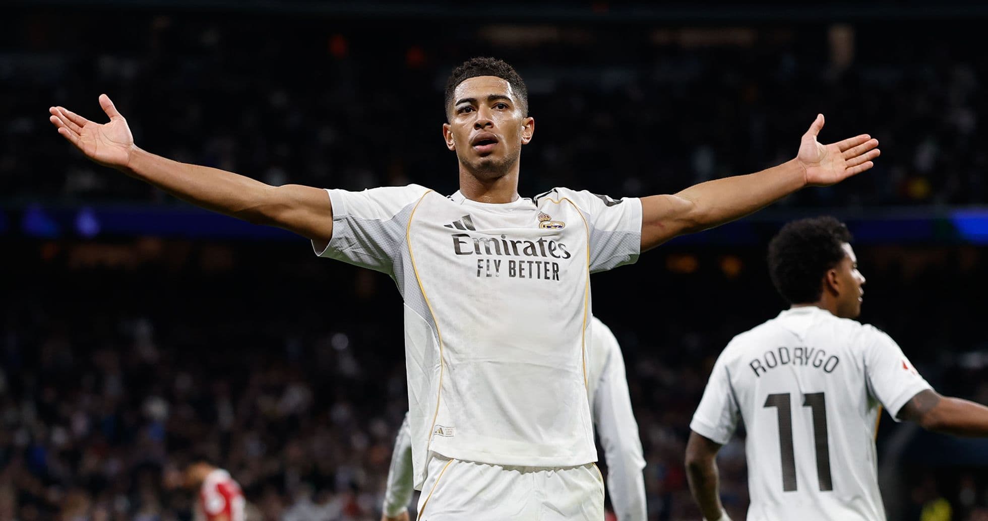 Jugador de Real Madrid celebrando en el campo