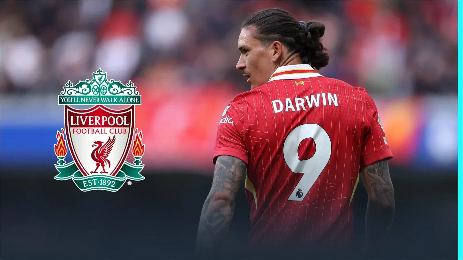 Jugador de Liverpool con camiseta de Darwin y logo