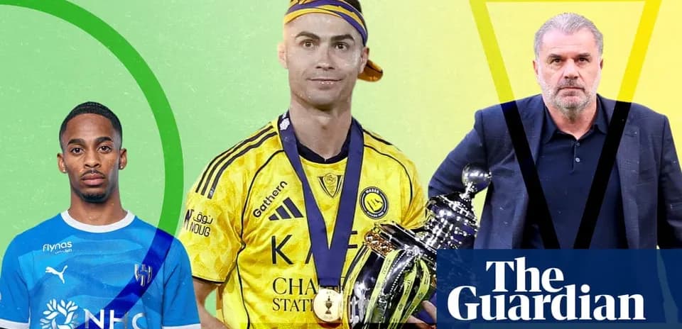 Jugadores y entrenador en contexto futbolístico