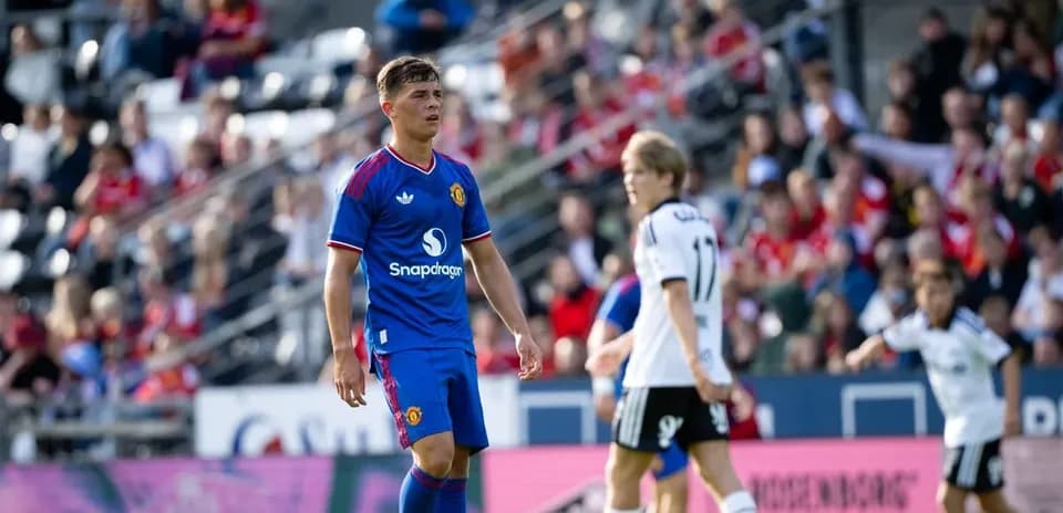 Jugador de Manchester United en acción durante el partido