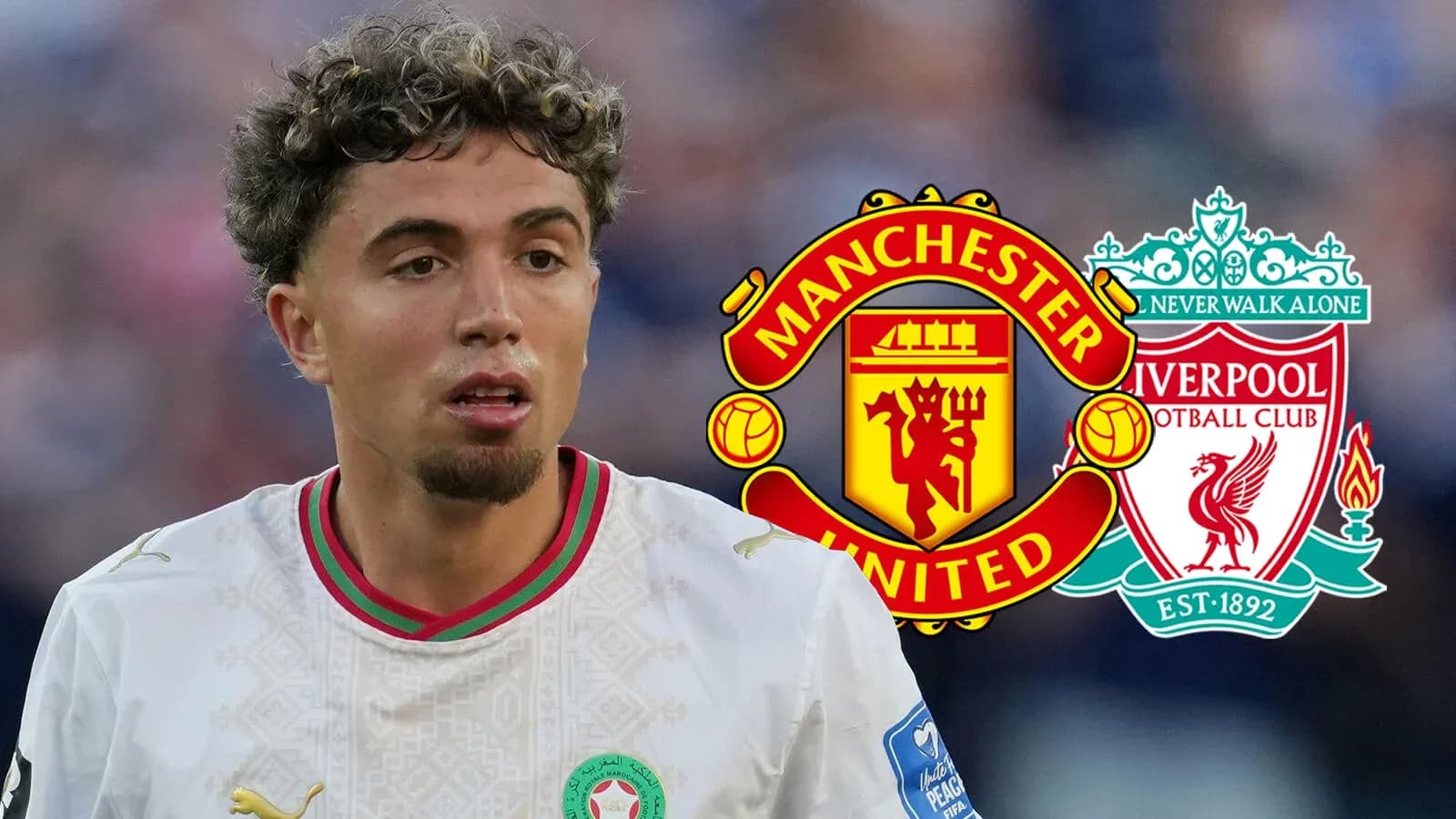 Jugador con camiseta de Marruecos entre logos de Manchester United y Liverpool