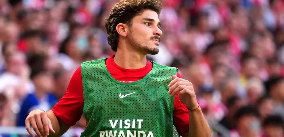 Jugador en el banquillo durante un partido