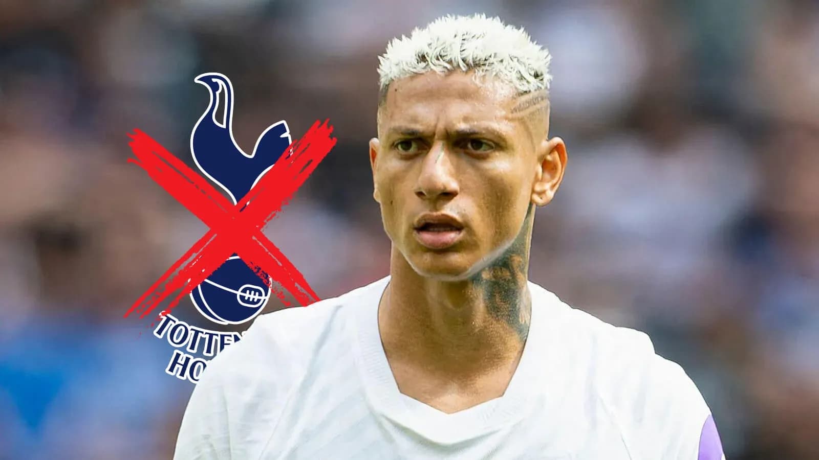 Jugador de fútbol con cabello rubio en primer plano