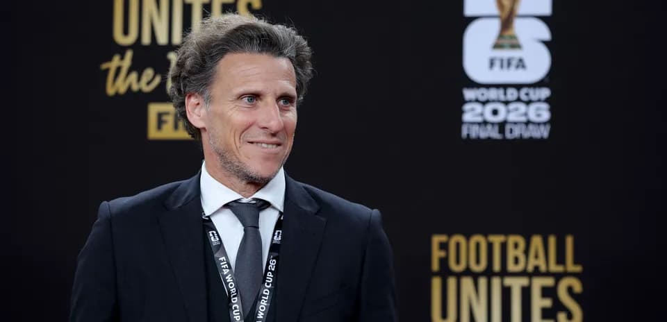 Persona en el evento del sorteo del Mundial 2026