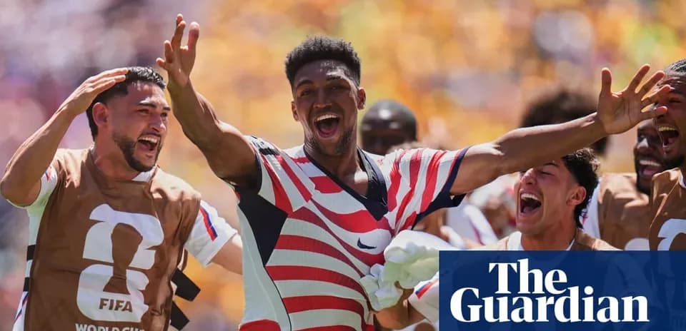 Jugadores celebrando tras un gol en el Mundial