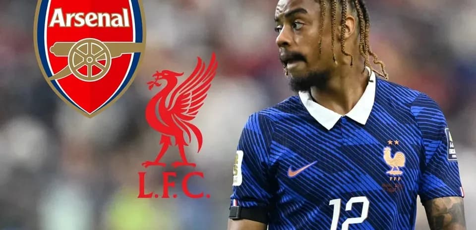Jugador con camiseta de Francia junto a logotipos de Arsenal y Liverpool