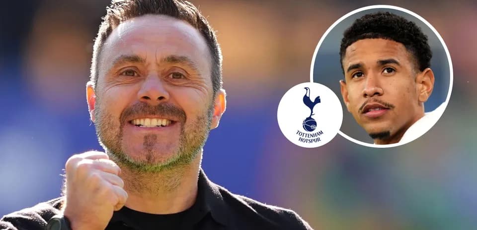 Entrenador sonriendo con jugador destacado en círculo