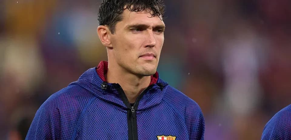 Jugador de Barcelona en la alineación previa al partido