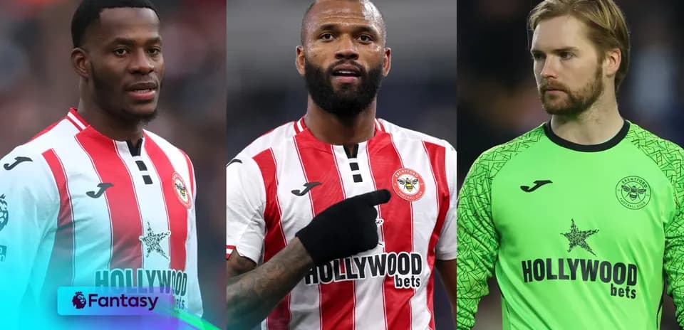 Jugadores de Brentford en uniforme en el campo