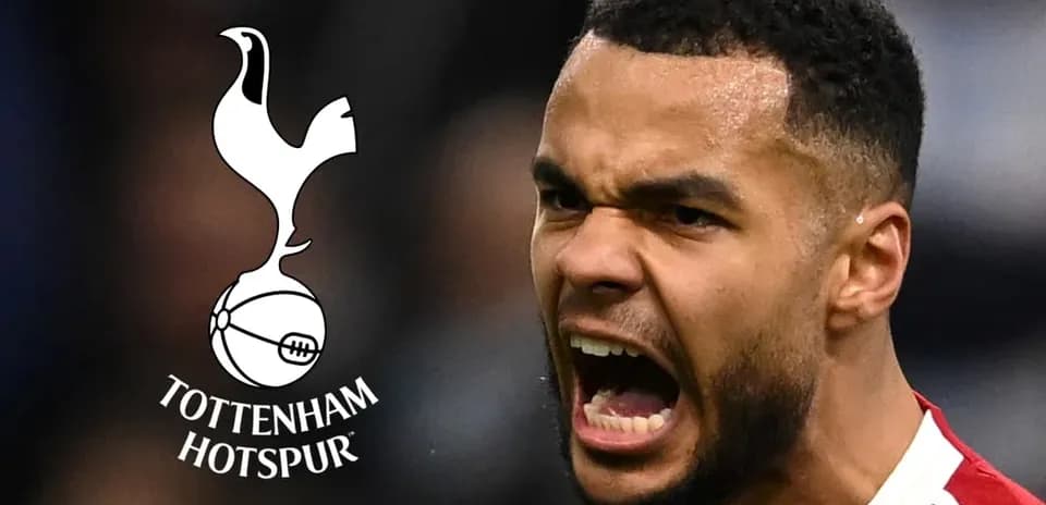 Jugador de fútbol gritando con logo de Tottenham Hotspur