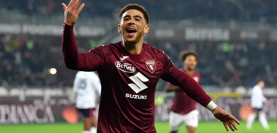 Jugador del Torino celebrando un gol