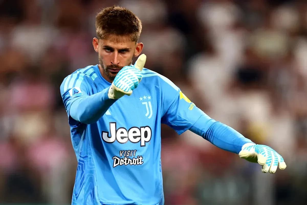 Portero de Juventus mostrando un gesto positivo