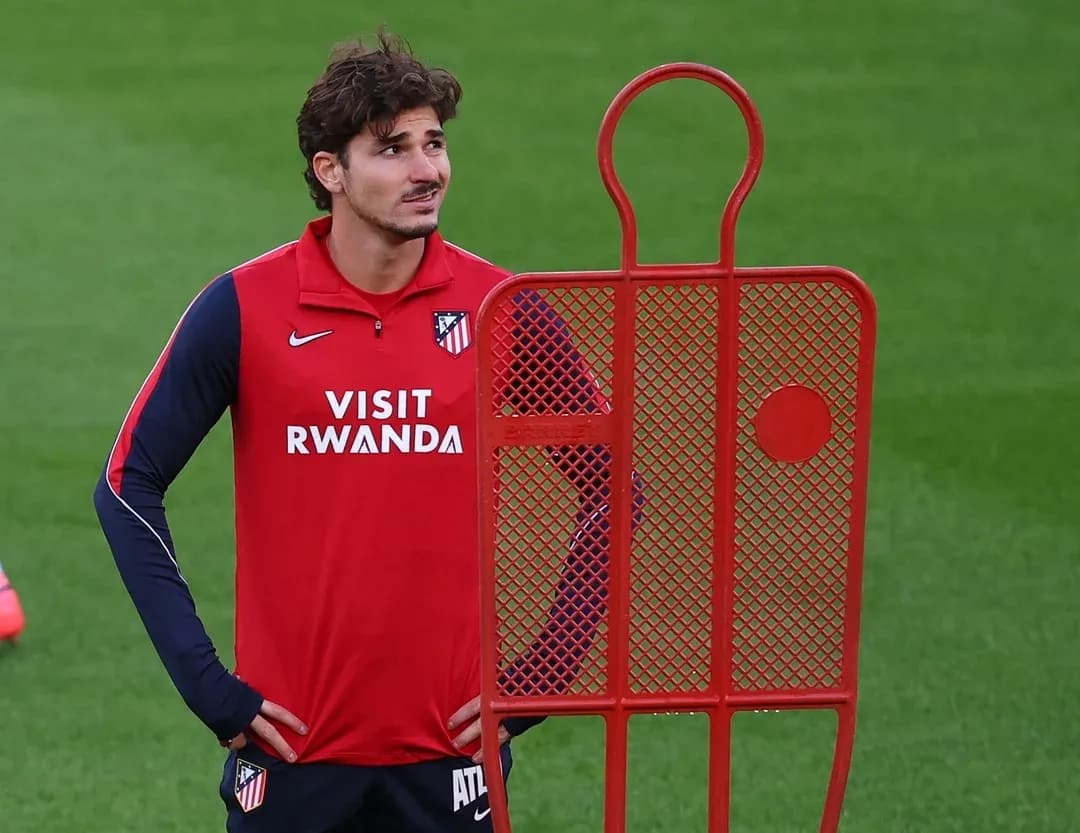 Jugador de Atlético de Madrid en sesión de entrenamiento