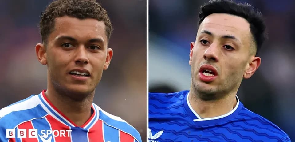 Jugadores de Crystal Palace y Everton en acción