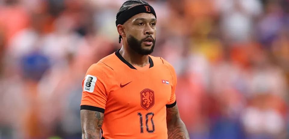 Jugador de la selección holandesa en acción durante partido