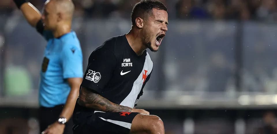 Jugador de Vasco da Gama celebrando en el campo