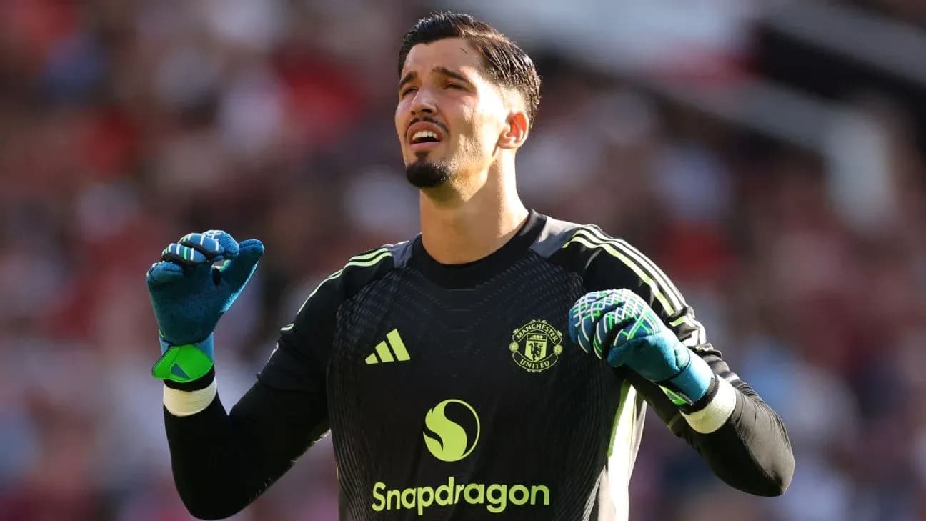 Portero de Manchester United en acción durante el partido