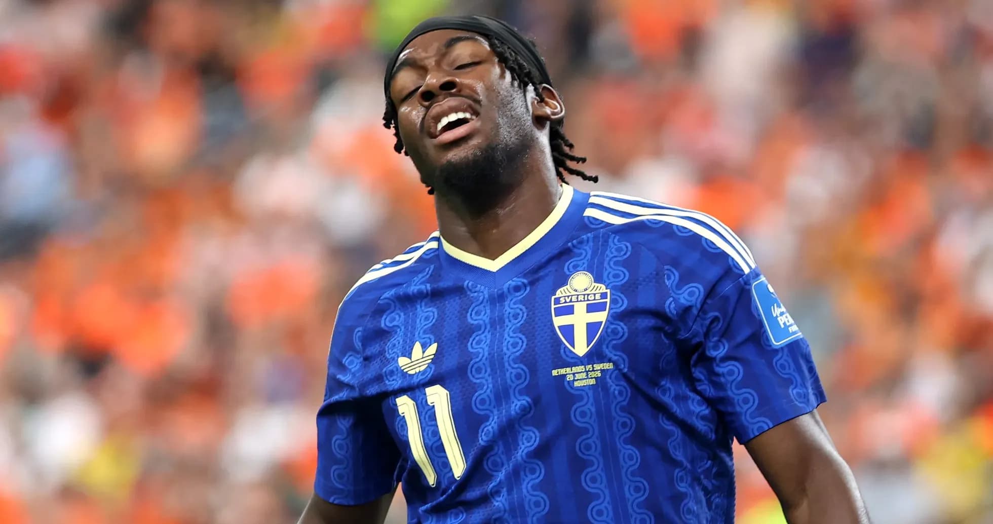 Jugador de Suecia en acción durante el partido