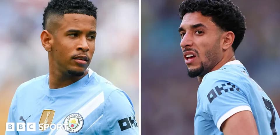 Jugadores de Manchester City en el campo