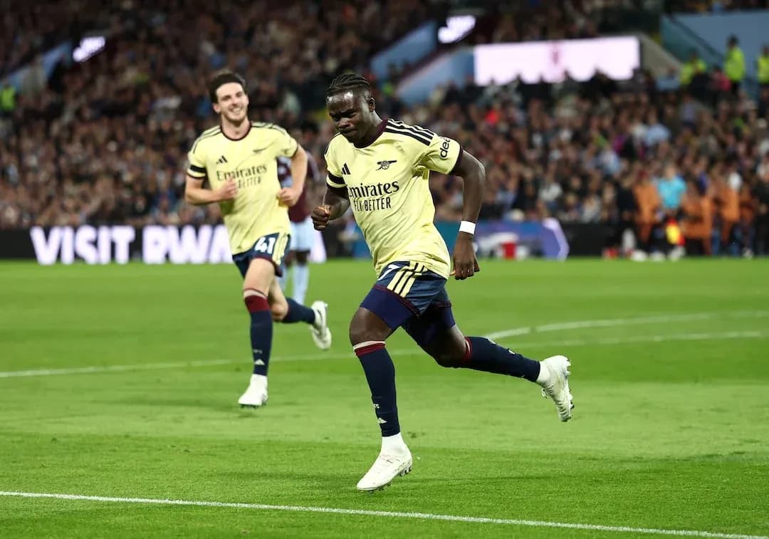 Jugador de Arsenal celebrando un gol