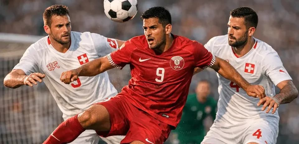 Jugadores de Qatar y Suiza compiten por el balón