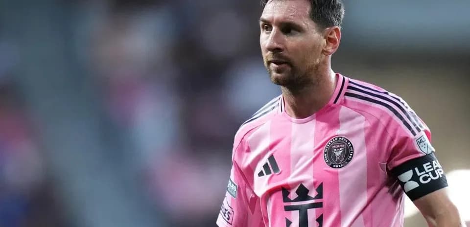Lionel Messi en camiseta rosa de Inter Miami